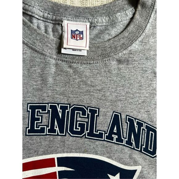 NFL NEW ENGLAND Patriots T-shirt size XL - Picture 7 of 7